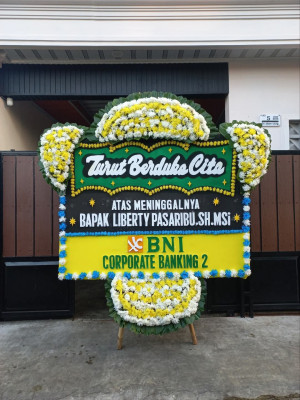 Papan Bunga Duka di Geulumpang Tiga