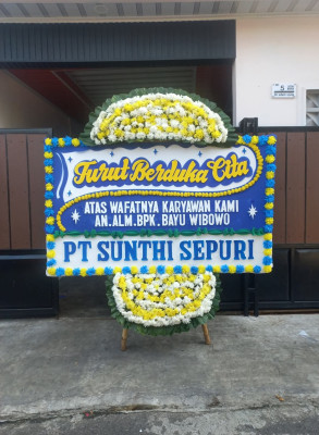 Papan Bunga Duka di Geulumpang Tiga
